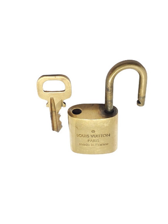 Authentic Louis Vuitton Gold Brass Lock and Key Set 347 