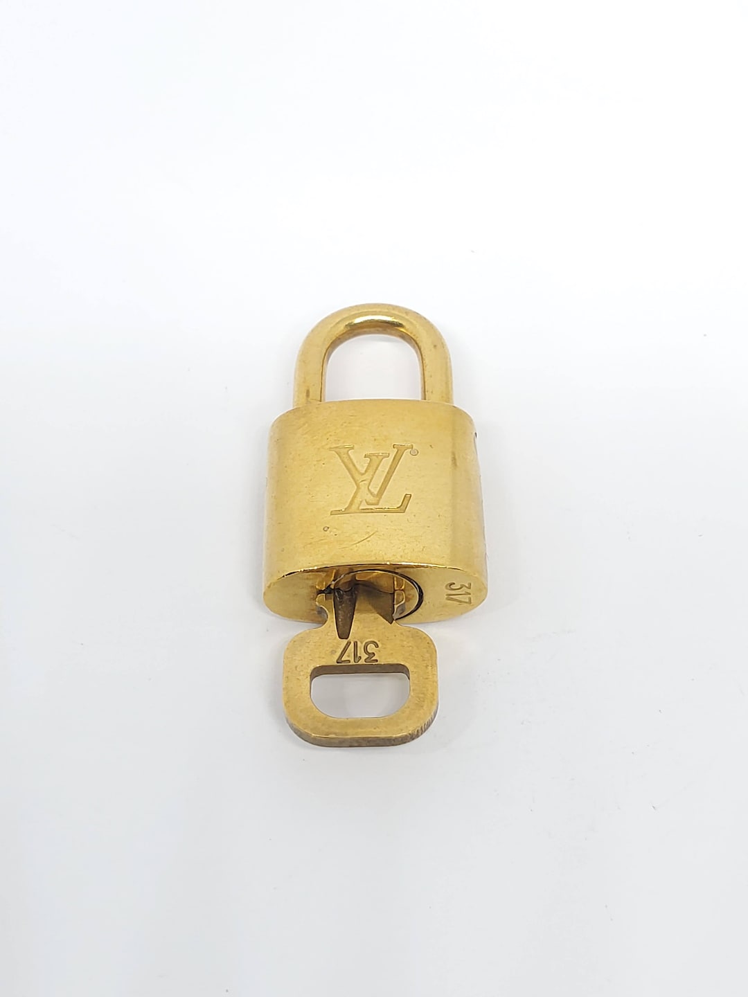 #305 Authentic LOUIS VUITTON Lock & Key set Padlock brass Unpolished LV