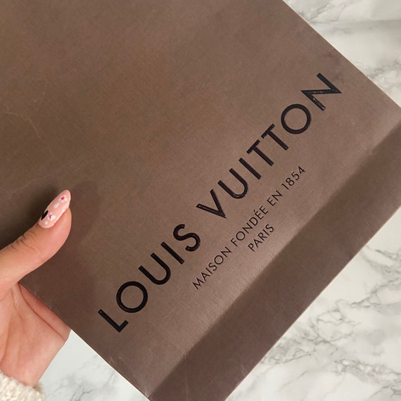 Authentic Louis Vuitton Vintage Paper Box Preowned Good 