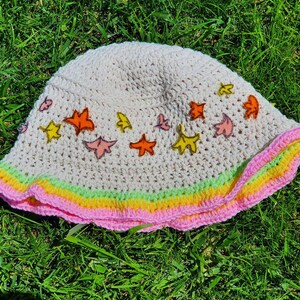 Heartstopper Leaves Bucket Hat