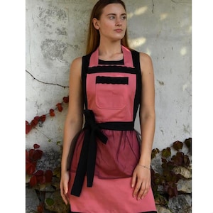 Gothic Pink Apron with Tulle: B-Grade