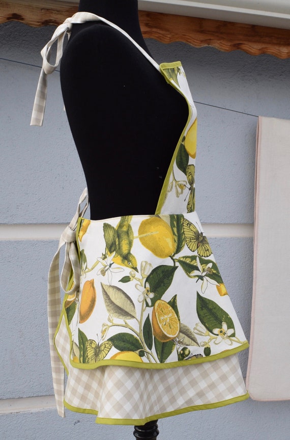 Fancy aprons 2024