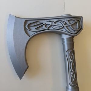 Eivors Raider Axe AC Valhalla Cosplay Replica Kit