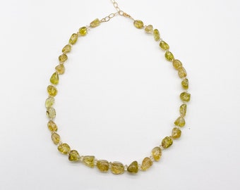 Handgemachte Kette mit Peridot und Citrin Steinen grün mit 925 Silber Verschluss