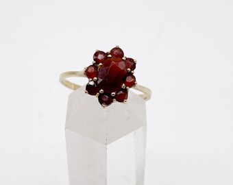 Bague Femme En Or 333 (8 Carats) Avec Grenat Et Perles - Taille Ajustable - Neuf Avec étiquettes