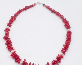 Kette mit Vintage Bambuskorallen neu zusammengestellt mit 925 Silber Verschluss rot