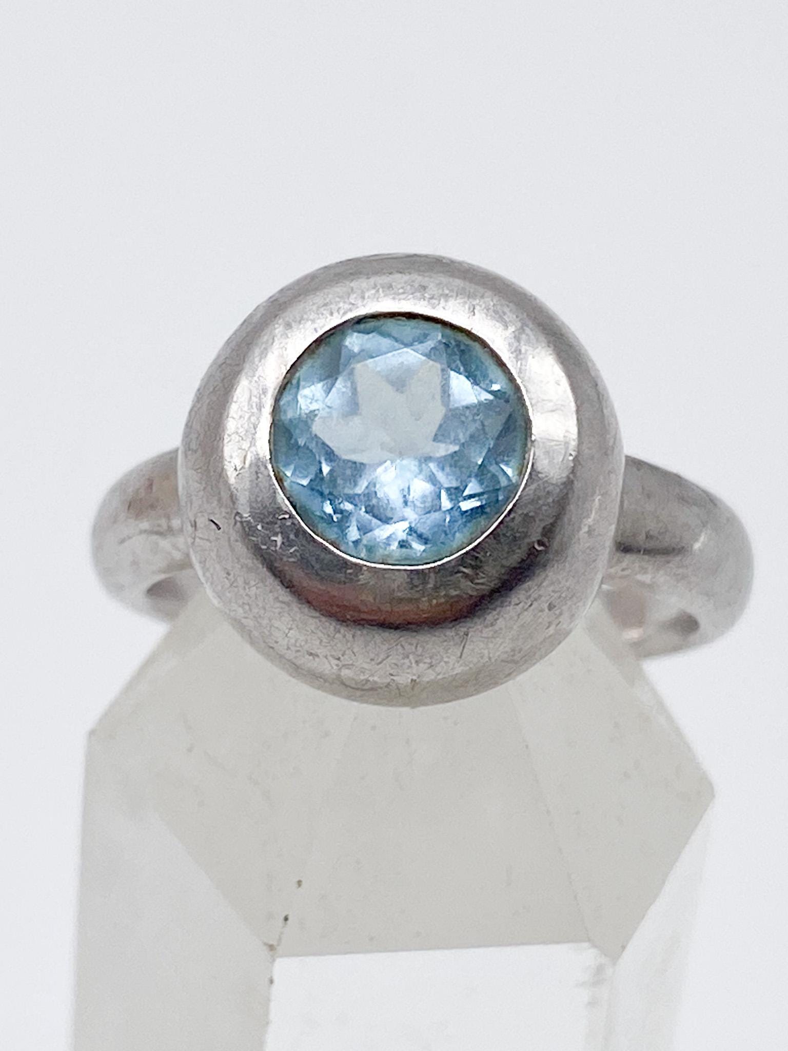 ヴィンテージ リング aus 925 シルバー ミット ブルーム トパーズ