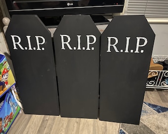 RIP halloween wooden indoor tombstones 76cm height!! Wicked halloween decoration spooky listing for one tombstone