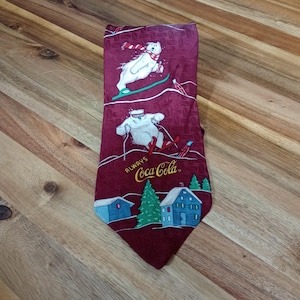 Coca Cola Tie Necktie Polar Bears Skiing Christmas Holiday 100% Silk Vintage USA