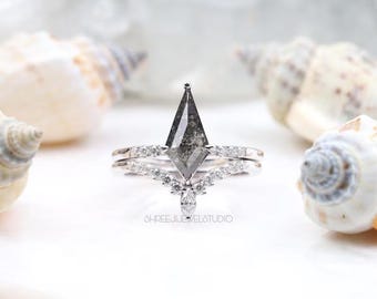 Kite Salt And Pepper Diamond Ring Chevron Wedding Band 14k White Gold Ring Wedding Ring Engagement Ring Set Minimalist Ring Stacking Ring