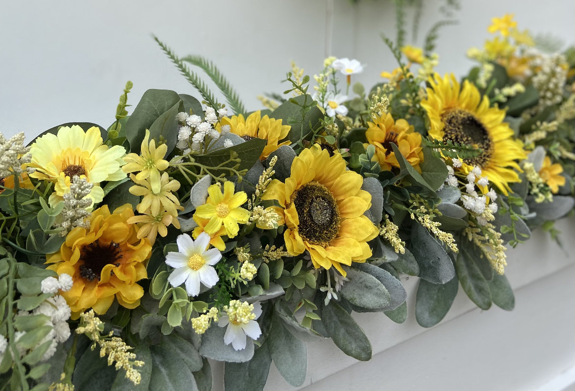 VOSAREA 1pc Sunflower Garland Artificial Flower Garland Artificial Wreaths : VOSAREA 1PC Fake Hanging Flowers Farmhouse Artificial