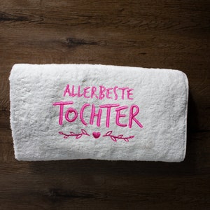 Embroidered towel 70 x 140 cm | Best daughter | large 550g/m2 shower towel, bath towel with saying | Christmas present for the best daughter