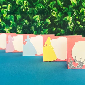 Etichette alimentari principesse, Tende alimentari principesse, Biancaneve, Cenerentola, La bella e la bestia, La bella addormentata, Decorazioni per feste principesse