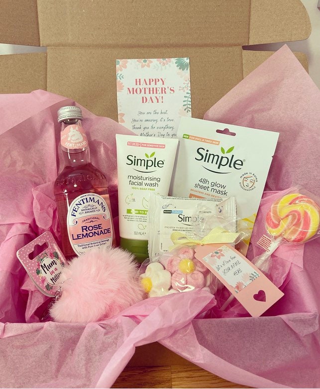 Simply the best gift set / Birthday gift for her / Gift for Etsy