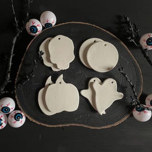 8pk Blank Halloween set - paint your own clay decorations