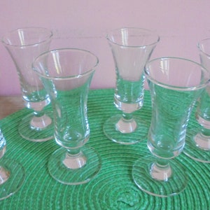 Mid-century traditional style clear sherry glasses X 6... Stylish Retro Barware 60s 70s Vibe