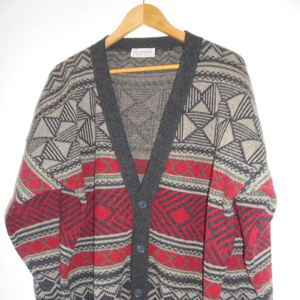 LE LAUREAT Homme Laine Laine Vintage Cardigan, Fabriqué en France, Pull Aztèque des années 80 Rétro Élégant Rare Grand-Père Taille XL Hiver Preppy Streetwear