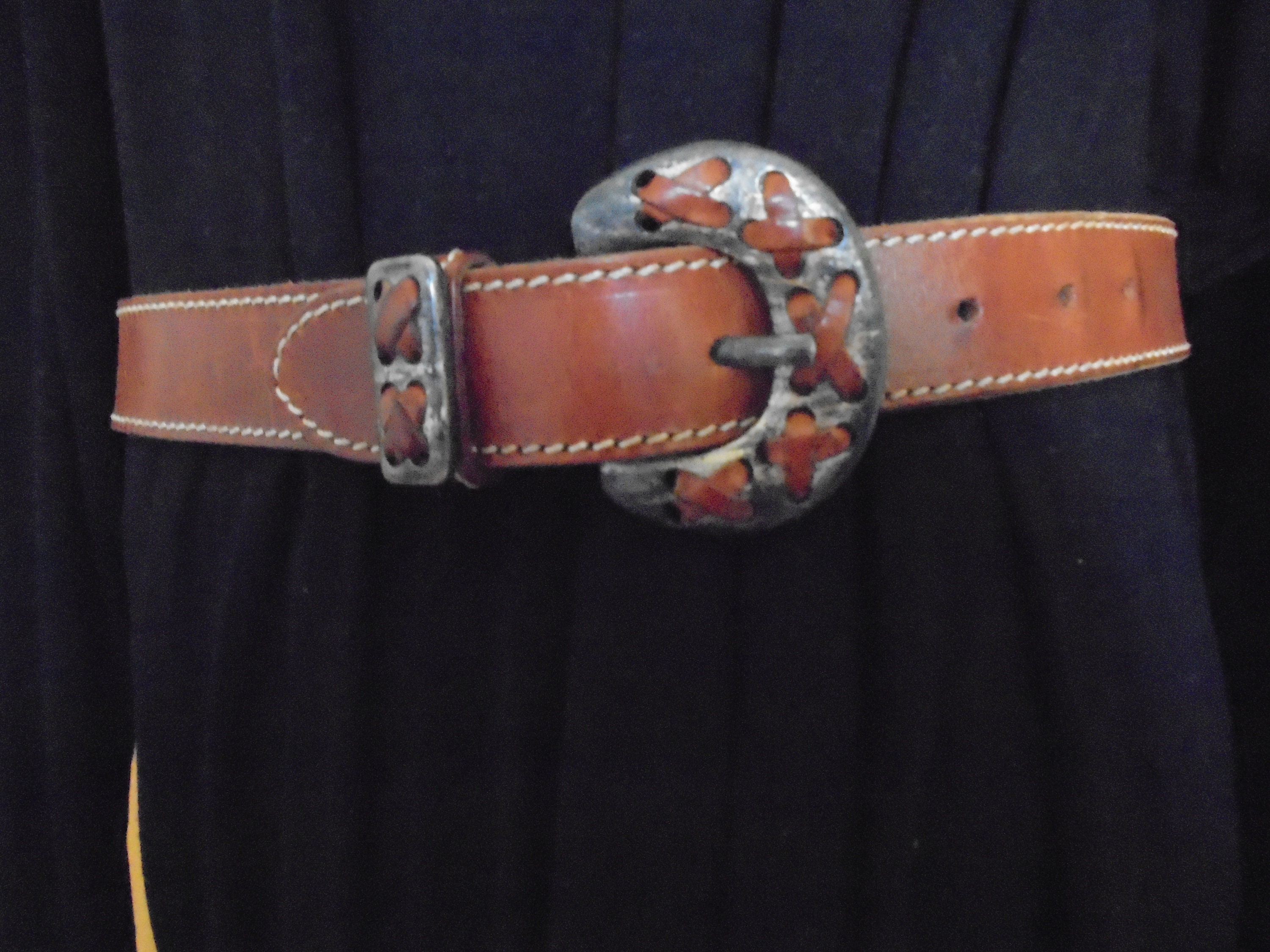 70s Boho Leather Belt, Solid Buckle, Criss Cross Design (26  display picture 1