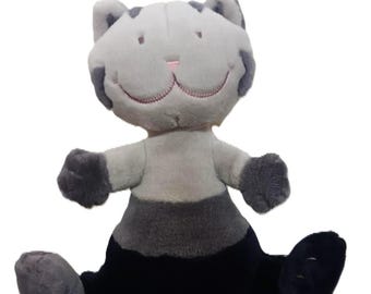 2003年Hosung社製の茶色とオレンジ色の話す猿のぬいぐるみ
