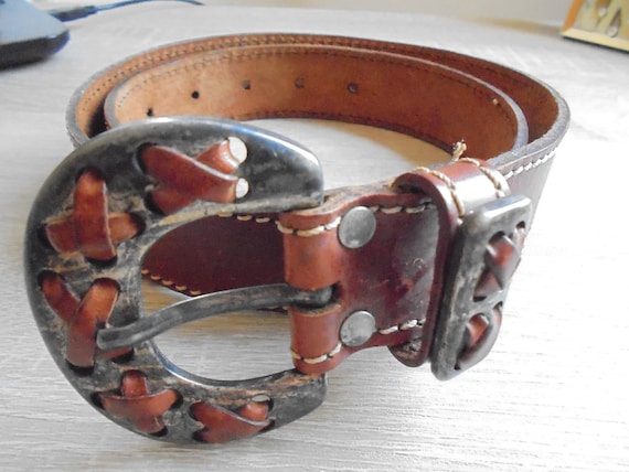 Stretch Waist Belt Wil-Lor USA Leather Scroll Buckle Boho WesternVintage 70s 17477343998316c8b24602979fa48f  main image 4