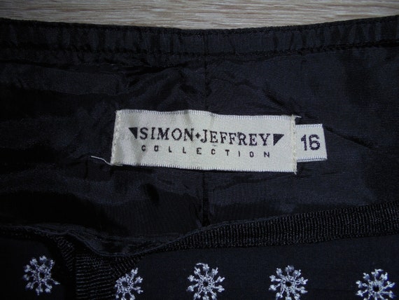 Simon Jeffrey Embroidered Peasant Skirt Cottageco… - image 6