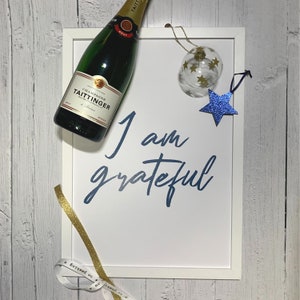 Inspirational Quote Print A3 or A4 | I Am Grateful | Typography Wall Art, Motivational Decor, Wall Art Gift, Gift for Friend