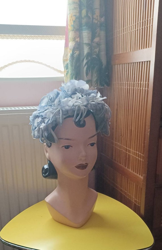 Lovely original 1950s flower hat