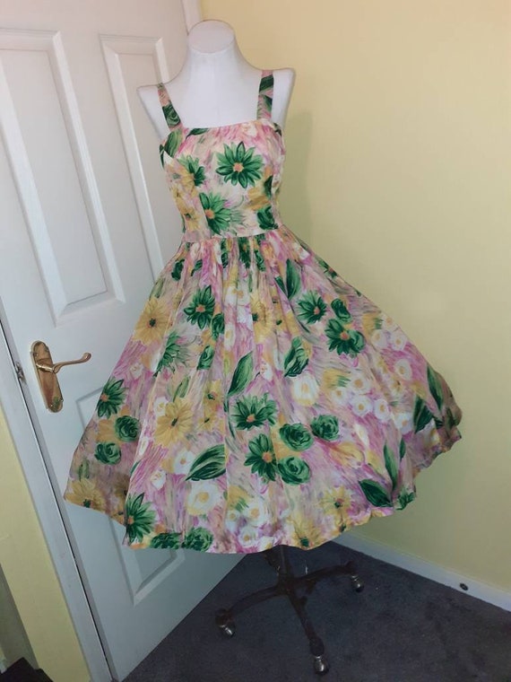 Gorgeous original 1950s sun dress