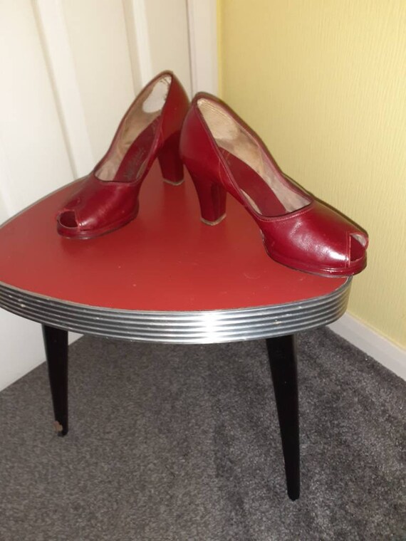 Original 1940s cherry red shoes