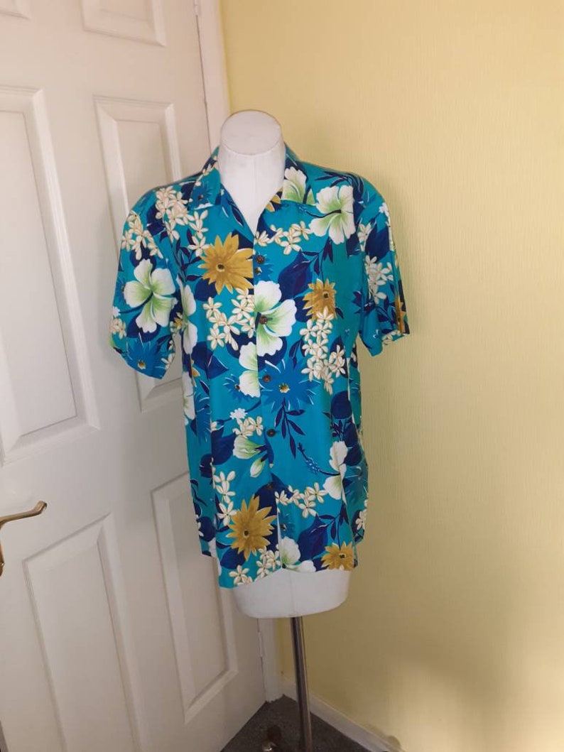 1950s mens Hawaiian shirt