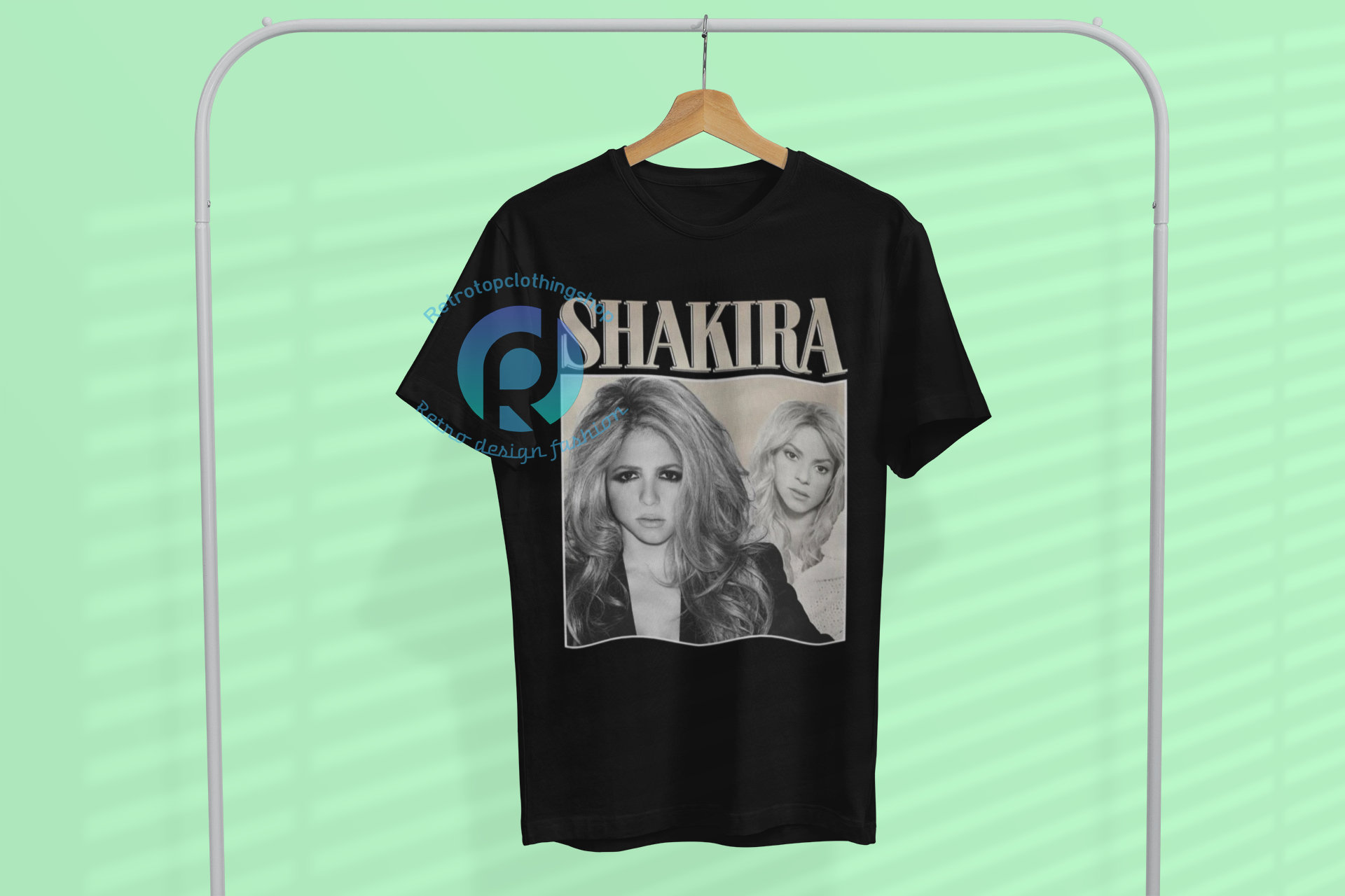 Shakira Unisex T-Shirt: Squares and Logo (X-Large) - Walmart.com
