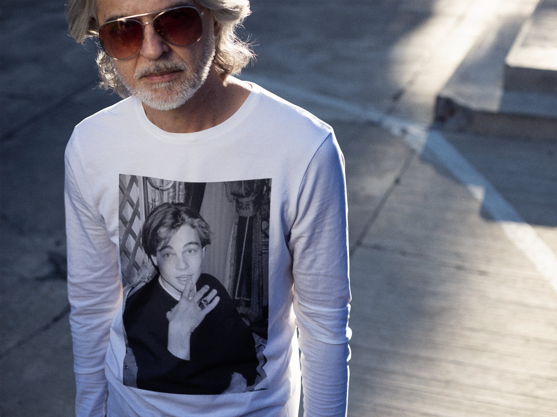 Leonardo Dicaprio Black and White Top Tee Vintage T-shirt