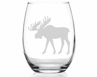 Hand Engraved Moose on a Stemless Wine Glass 17oz Capacity