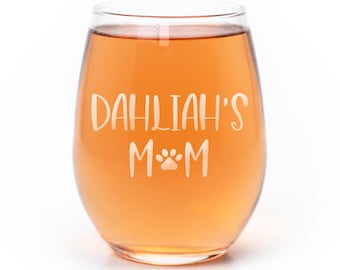 Custom Dog Name Stemless Wine Glass, Cat Mom Gift, Personalized Pet Lover Wine Gifts