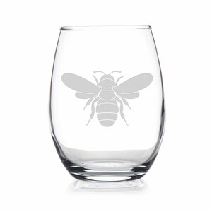 Bee Wine Glasses Bee Gifts for Women Bee Lover Gifts Bee Mug Bee Cups  Bumble Bee Gift for Mom Gift Kitchen Bee Gift Box Bee Glassware 