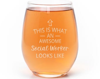 Funny Social Worker Stemless Wine Glass, MSW LCSW Graduation Gift for Her, Appreciation Gifts