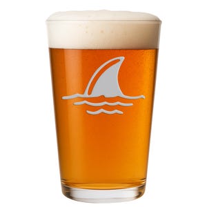 Etched Shark Fin Pint Glass: Shark Lover Gift