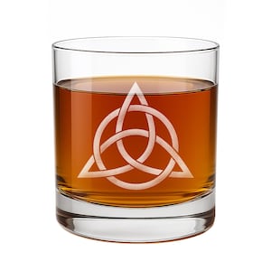 Celtic Knot Round Rocks Glass - Celtic Knot Glass, Celtic Gift, Whiskey Glass