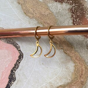 Hollow moon french hoop earrings
