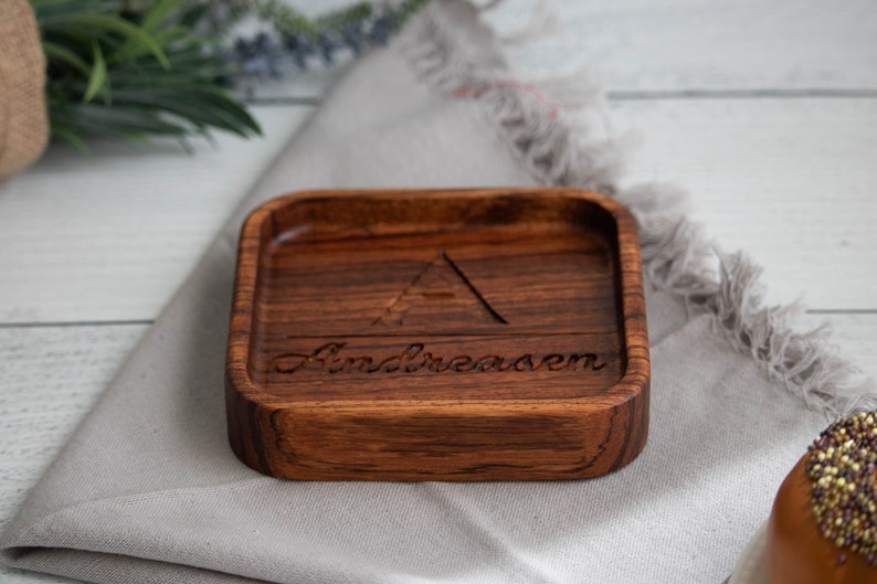 Personalisierter Hochzeits-Untersetzer, Hochzeits-Untersetzer, Untersetzer aus Holz, Untersetzer für Paare, Geschenkidee für Vatertag Bild 6