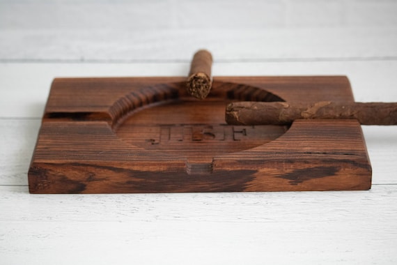 Posacenere In Noce Personalizzato Per Sigari – 9 Design Incisi – Regalo Perfetto Per Papà, Marito O Amici