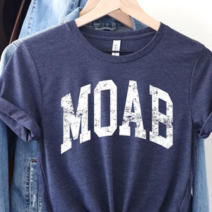 Moab Tee,Moab Shirt, National Park shirt, Moab TShirt, Moab Souvenir, Road Trip Shirts, Moab Trip, Vacation Shirt, National