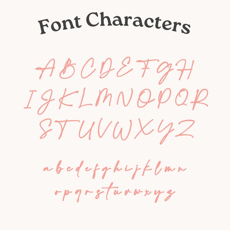Op de afbeelding: Een digitaal display met de titel Font Characters met het volledige alfabet in zowel hoofdletters als kleine letters. De letters zijn geschreven in een lichtroze, cursief handschrift tegen een effen, lichtgekleurde achtergrond.