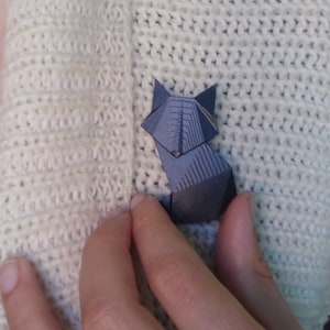Origami fox brooch, geometric badge, cute animal lapel pin, contemporary jewelry, jewellery gift for fox lover