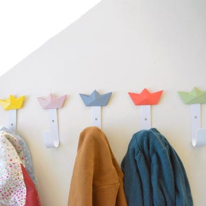 Gancho infantil con forma de barco, percha para ropa de bebé, gancho decorativo náutico de origami para toallas de baño.