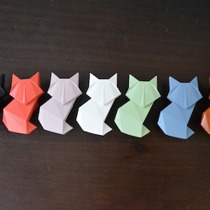 Origami Fuchs Griff, Möbelknöpfe, Schubladenknäufe, Kinderzimmer Knäufe, Kleiderschrank Knäufe, Kinderzimmer Schrank Knäufe, geometrische Waldtier zieht Schwarz