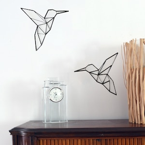 Hummingbird Origami Wall Art, Geometric Bird Wall Décor, colibri gift idea, 3D print animal nursery room decoration, modern elegant offer