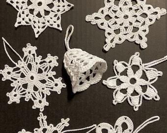 Christmas tree ornaments : snowflakes, angels, bells