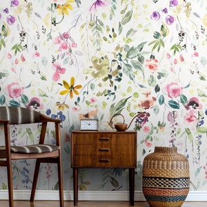 Petit papier peint floral Peel and Stick Aquarelle Wildflower Wall Mural