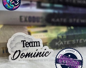 Lizensierter The Ravenhood Sticker | E-Reader-Vinyl-Aufkleber | Kate Stuart | Bücherwurm Geschenke | Team Dom